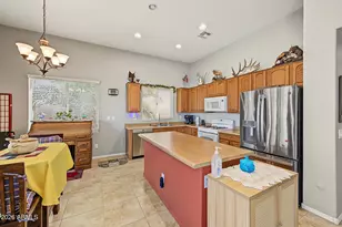 20081 N Pelican Ln, Maricopa, AZ 85138 - Photo 9