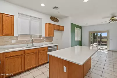 702 S 119th Avenue, Avondale, AZ 85323 - Photo 9