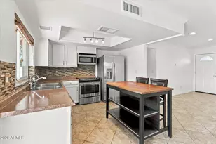 2015 W Silvergate Dr, Chandler, AZ 85224 - Photo 5