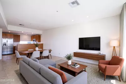 1145 E Whitton Avenue #1008, Phoenix, AZ 85014 - Photo 3