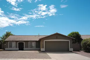 2569 E Erie Ct, Gilbert, AZ 85295 - Photo 1
