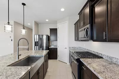 12610 W Daley Lane, Sun City West, AZ 85375 - Photo 15