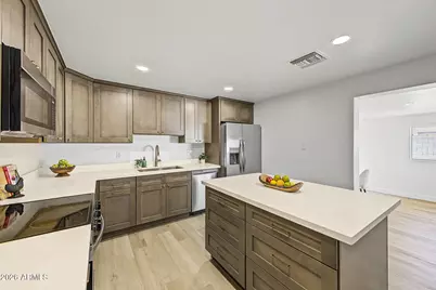 14008 N 37th Place, Phoenix, AZ 85032 - Photo 9