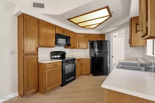 10620 E Vogel Ave, Scottsdale, AZ 85258 - Photo 13
