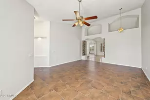 402 E Blue Eagle Ln, Phoenix, AZ 85086 - Photo 9