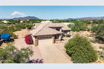402 E Blue Eagle Lane, Phoenix, AZ 85086 - Photo 3