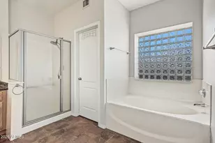 402 E Blue Eagle Ln, Phoenix, AZ 85086 - Photo 23