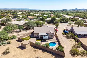 402 E Blue Eagle Ln, Phoenix, AZ 85086 - Photo 49