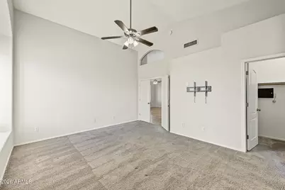 402 E Blue Eagle Lane, Phoenix, AZ 85086 - Photo 21