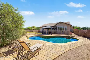 402 E Blue Eagle Ln, Phoenix, AZ 85086 - Photo 41