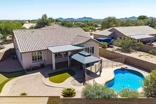 402 E Blue Eagle Ln, Phoenix, AZ 85086 - Photo 45