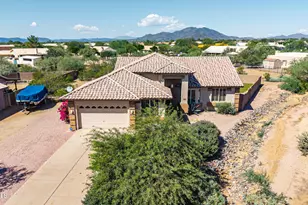 402 E Blue Eagle Ln, Phoenix, AZ 85086 - Photo 1