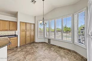 402 E Blue Eagle Ln, Phoenix, AZ 85086 - Photo 15