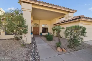 1047 West Coast Dr, Gilbert, AZ 85233 - Photo 1