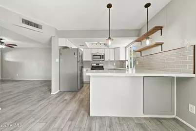 629 E Holmes Avenue, Mesa, AZ 85204 - Photo 17