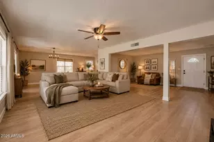 3040 E Dahlia Dr, Phoenix, AZ 85032 - Photo 1
