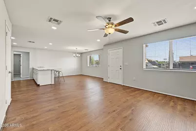 2350 N 51st Drive, Phoenix, AZ 85035 - Photo 7
