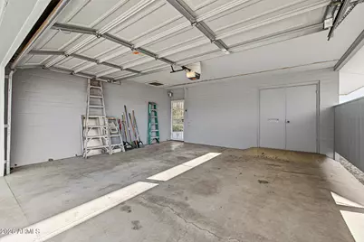 10117 W Andover Avenue, Sun City, AZ 85351 - Photo 17