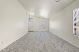 10215 E Kiva Ave, Mesa, AZ 85209 - Photo 7