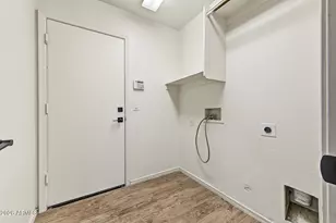 10215 E Kiva Ave, Mesa, AZ 85209 - Photo 33