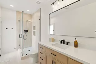 5542 E Anderson Dr, Scottsdale, AZ 85254 - Photo 25