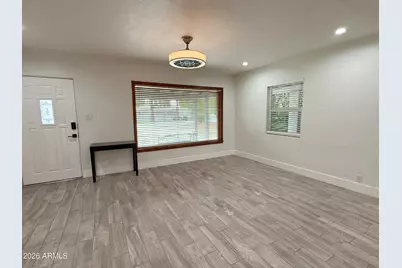 1116 E Fern Drive N, Phoenix, AZ 85014 - Photo 5