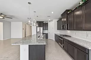 14389 W Voltaire St, Surprise, AZ 85379 - Photo 9