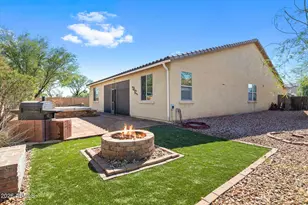 7704 S 23rd Ln, Phoenix, AZ 85041 - Photo 27