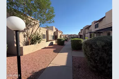 20222 N 21st Drive, Phoenix, AZ 85027 - Photo 9
