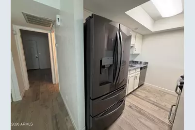 20222 N 21st Drive, Phoenix, AZ 85027 - Photo 17