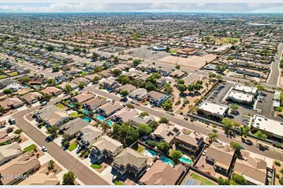 8248 W Charter Oak Road, Peoria, AZ 85381 - Photo 73