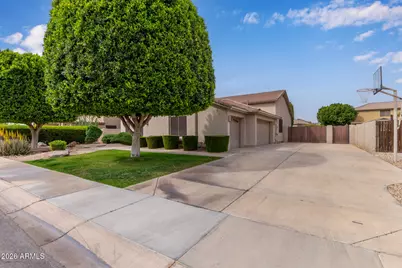 8046 W Via Montoya Drive, Peoria, AZ 85383 - Photo 5