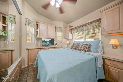 17200 W Bell Road #913, Surprise, AZ 85374 - Photo 19