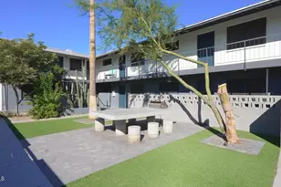 3025 N 36th St, Phoenix, AZ 85018 - Photo 9