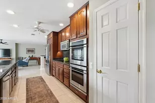 9519 W Country Club Dr, Sun City, AZ 85373 - Photo 13
