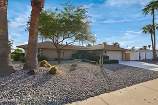 9519 W Country Club Dr, Sun City, AZ 85373 - Photo 49