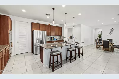 7528 W Odeum Lane, Phoenix, AZ 85043 - Photo 7