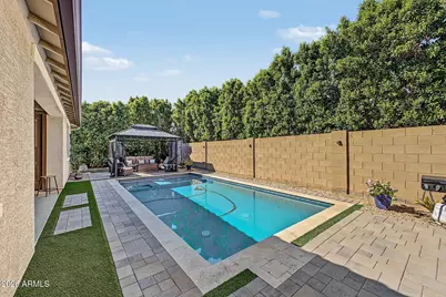 7528 W Odeum Lane, Phoenix, AZ 85043 - Photo 33