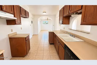 1017 E Justin Street, Pearce, AZ 85625 - Photo 3