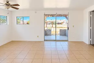 1017 E Justin St, Pearce, AZ 85625 - Photo 5