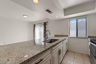 2573 W Monte Cristo Ave, Phoenix, AZ 85023 - Photo 13