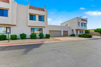 2573 W Monte Cristo Avenue, Phoenix, AZ 85023 - Photo 3
