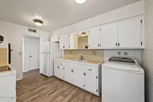 11851 N 111th Ave, Sun City, AZ 85351 - Photo 13