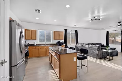 42406 W Posada Drive, Maricopa, AZ 85138 - Photo 9