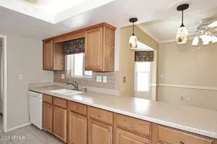 14818 N 103rd Ave, Sun City, AZ 85351 - Photo 9