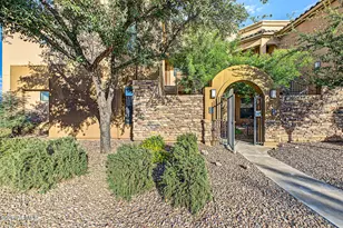 7027 N Scottsdale Rd, Paradise Valley, AZ 85253 - Photo 1
