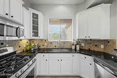 7027 N Scottsdale Road #212, Paradise Valley, AZ 85253 - Photo 11