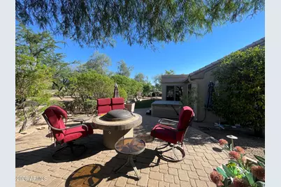 18574 N Sunray Court, Surprise, AZ 85374 - Photo 5
