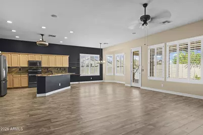 10884 W Utopia Road, Peoria, AZ 85373 - Photo 11