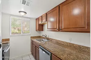 4804 N 73rd St, Scottsdale, AZ 85251 - Photo 5
